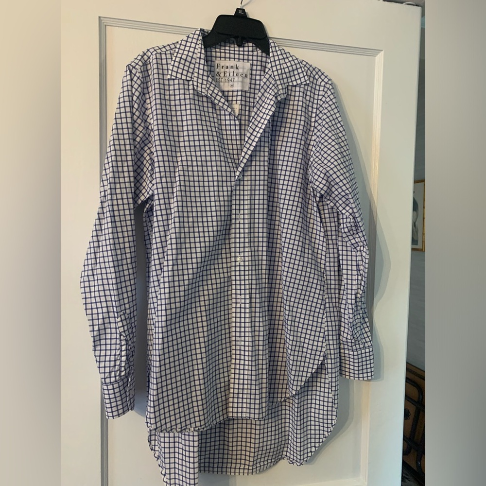 XL Frank and Eileen blue and white checked shirt named, Grayson. 100% cotton EUC